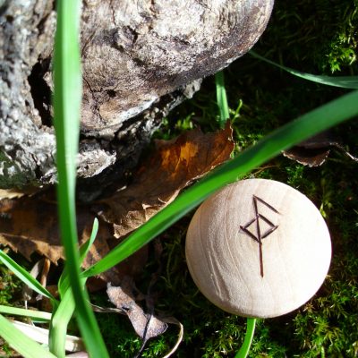 Pocket Rune for Health - Wooden Rune Amulet - Helse
