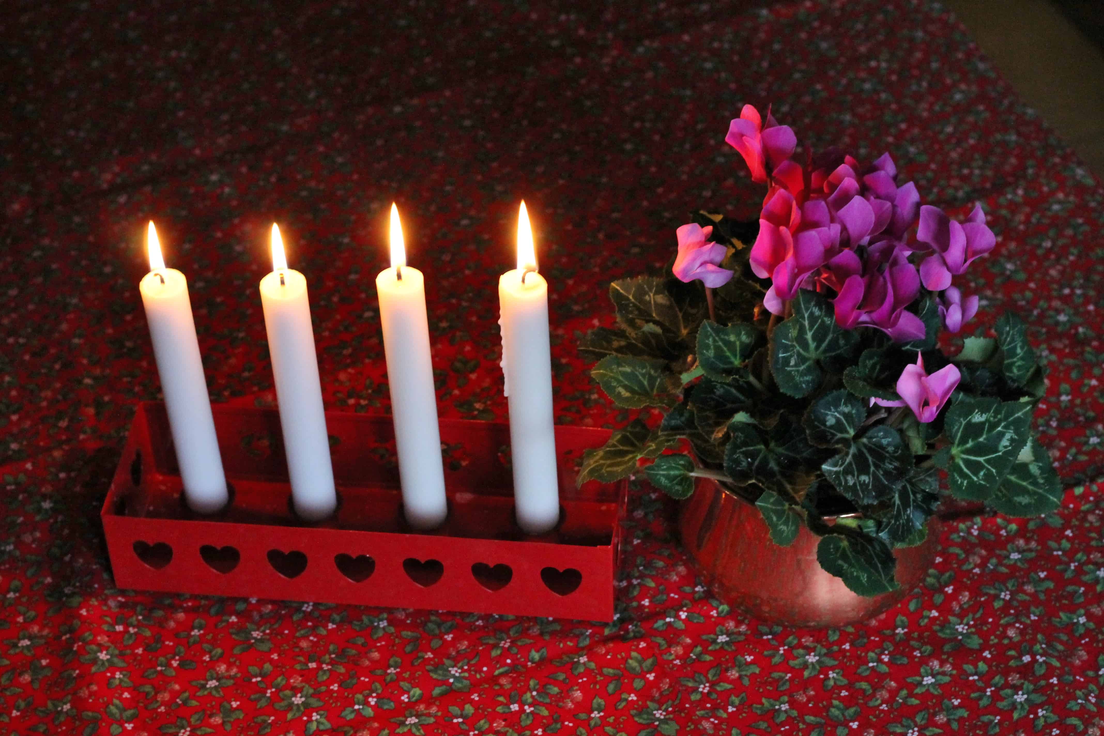 Advent candle holder